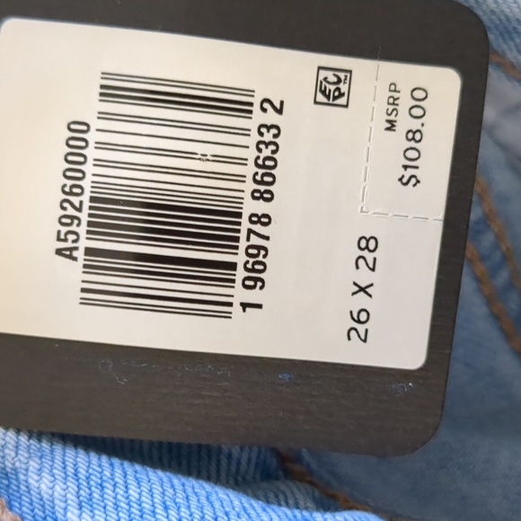 Levi's Belted Baggy Jeans in Living Legend - Picture 12 of 12